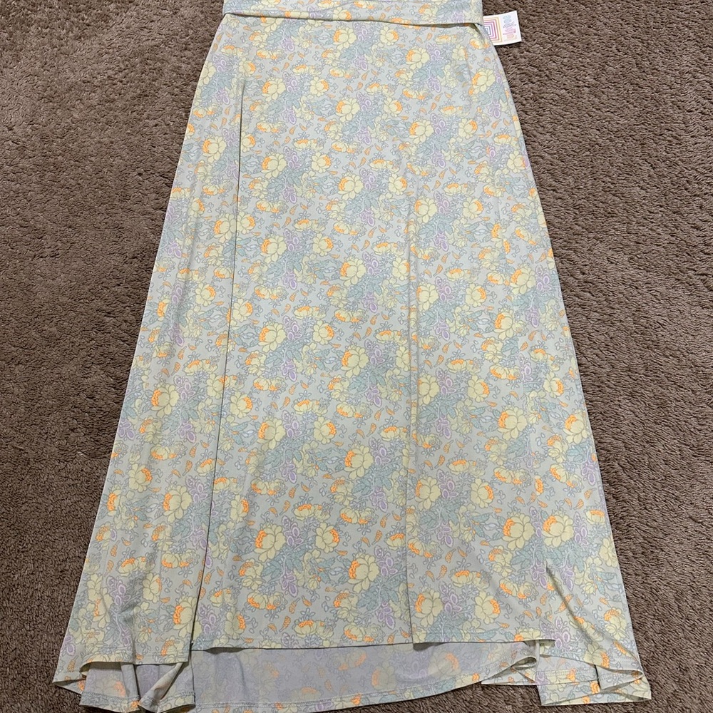 LuLaRoe Floral Maxi Skirt in Soft Pastels C-29
